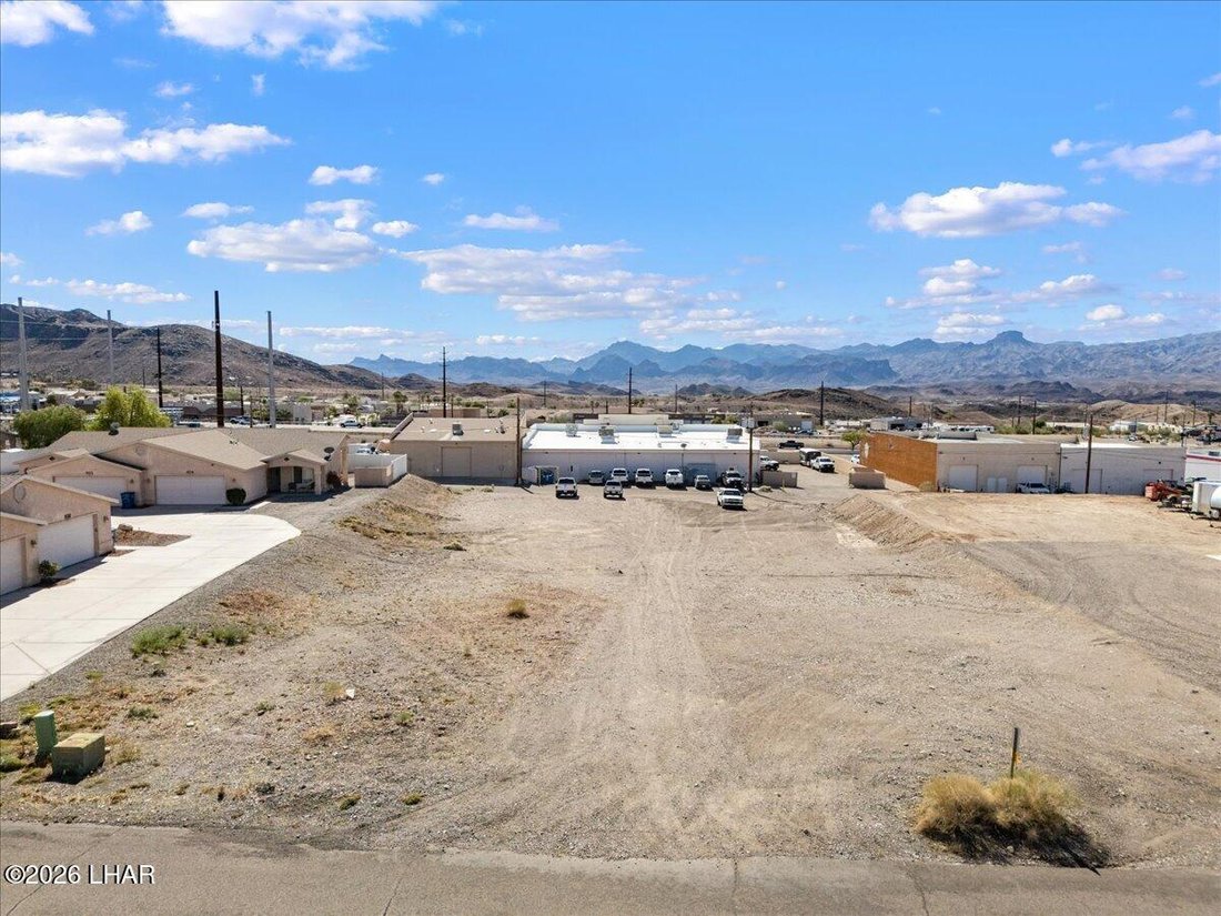 Land in Lake Havasu City, Arizona, United States 3 - 19134137