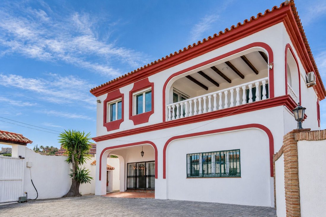 Villa en Manilva, Andalucía, España 2 - 19122867
