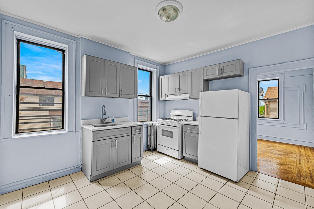 Jersey City, New Jersey, United States 1 - 19120867
