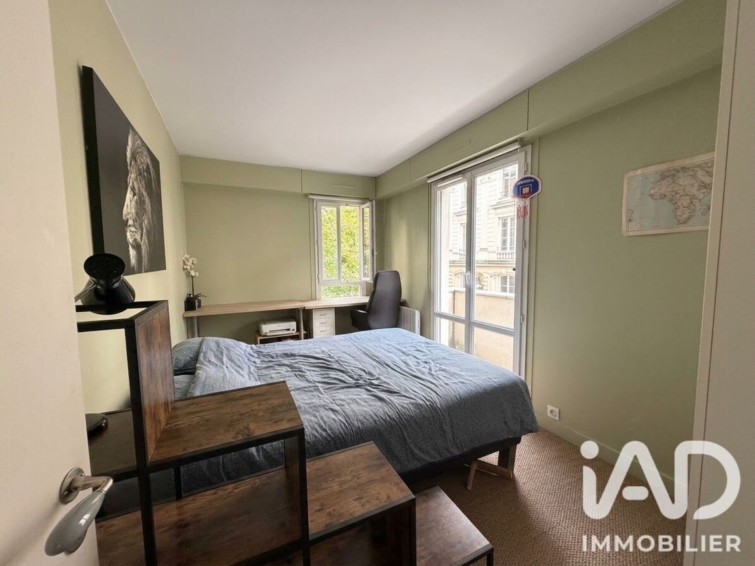 Apartment in Porte Saint Denis-Paradis, Paris 10e Arrondissement, Paris 4 - 19130167