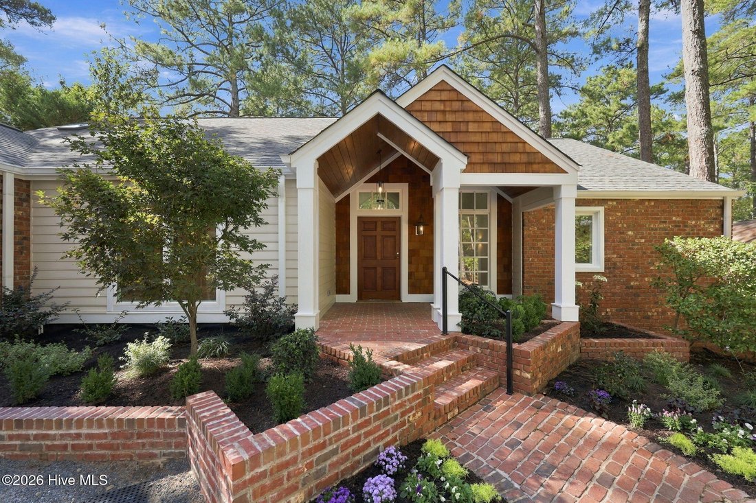 Casa en Pinehurst, Carolina del Norte, Estados Unidos 2 - 19125679
