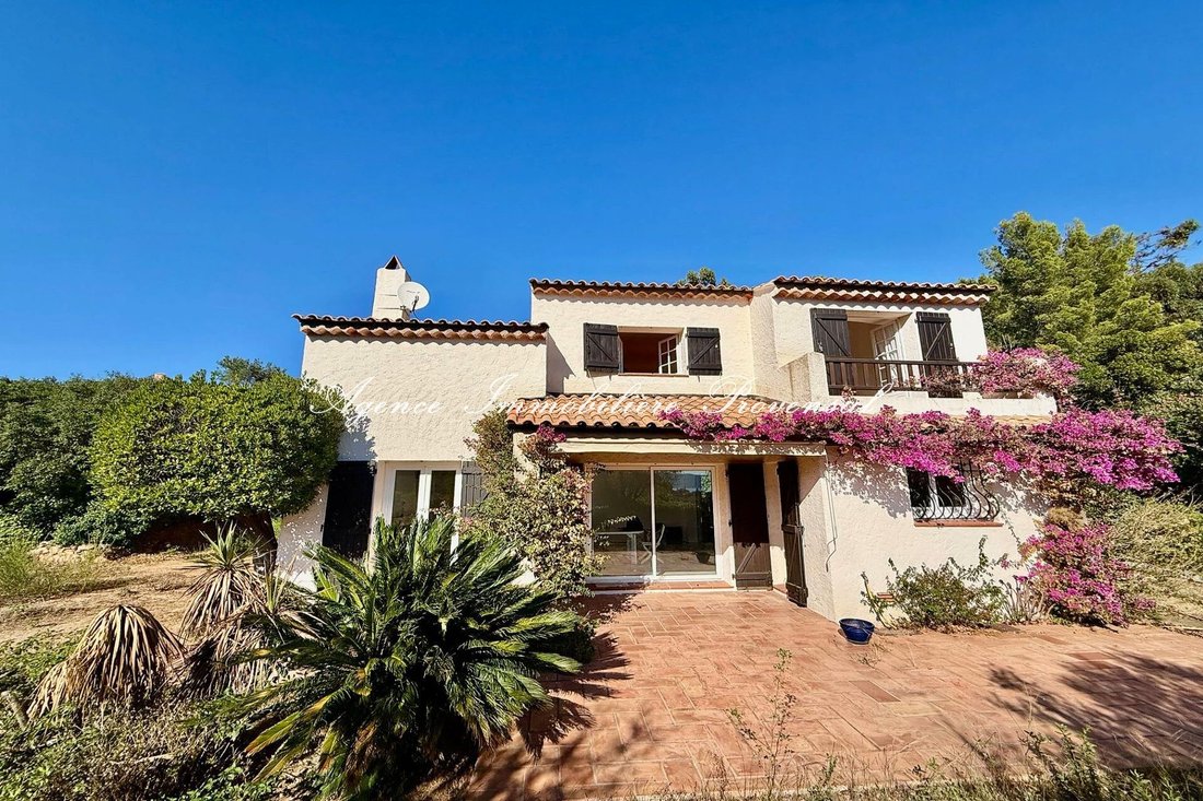 Villa à Ville-Les Saquedes-Le Bouillonnet, Sainte-Maxime, France 4 - 19131077