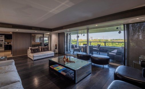 Apartment in Primrose Hill, Camden, England 1