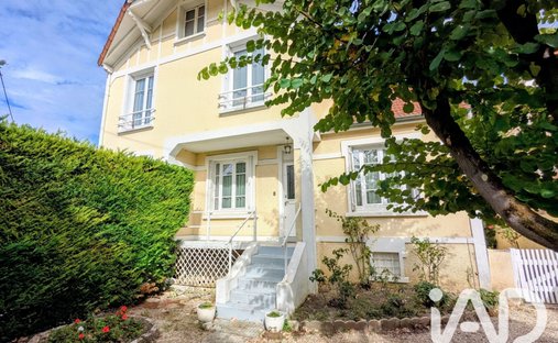 Casa a L'Orangerie-Centre Ville, Eaubonne, Francia 1