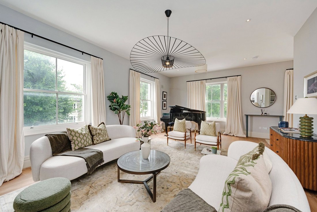 Apartment in Belsize Park, Camden, England 2 - 19134872