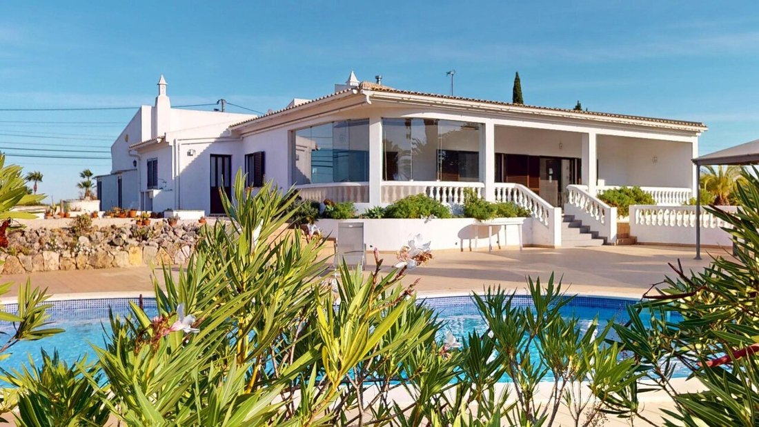 Casa en Lagoa y Carvoeiro, Algarve, Portugal 1 - 19129141