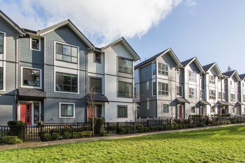 Townhouse en Surrey, Columbia Británica, Canadá 2 - 19129073