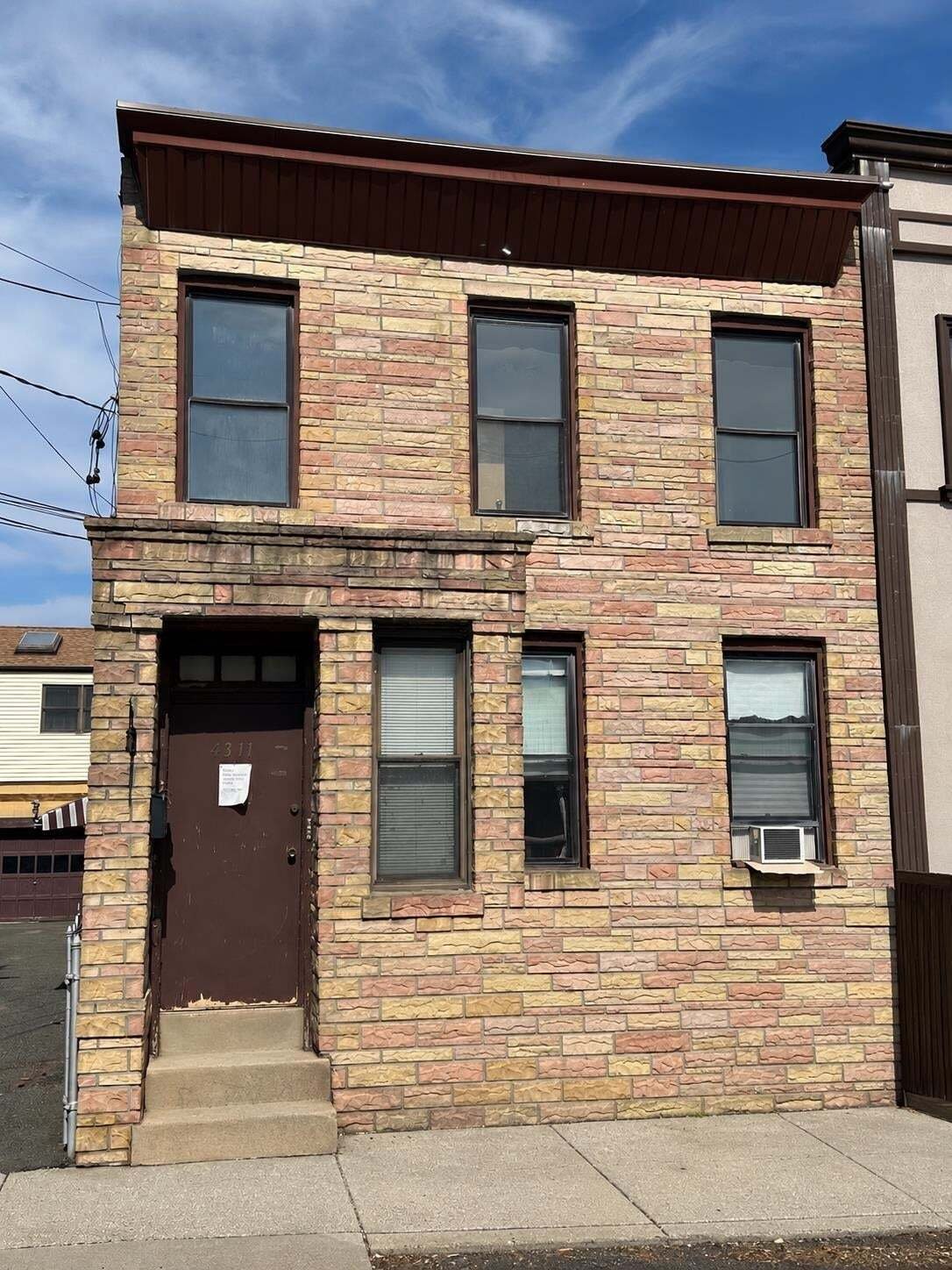 Casa a North Bergen, New Jersey, Stati Uniti 1 - 19120658