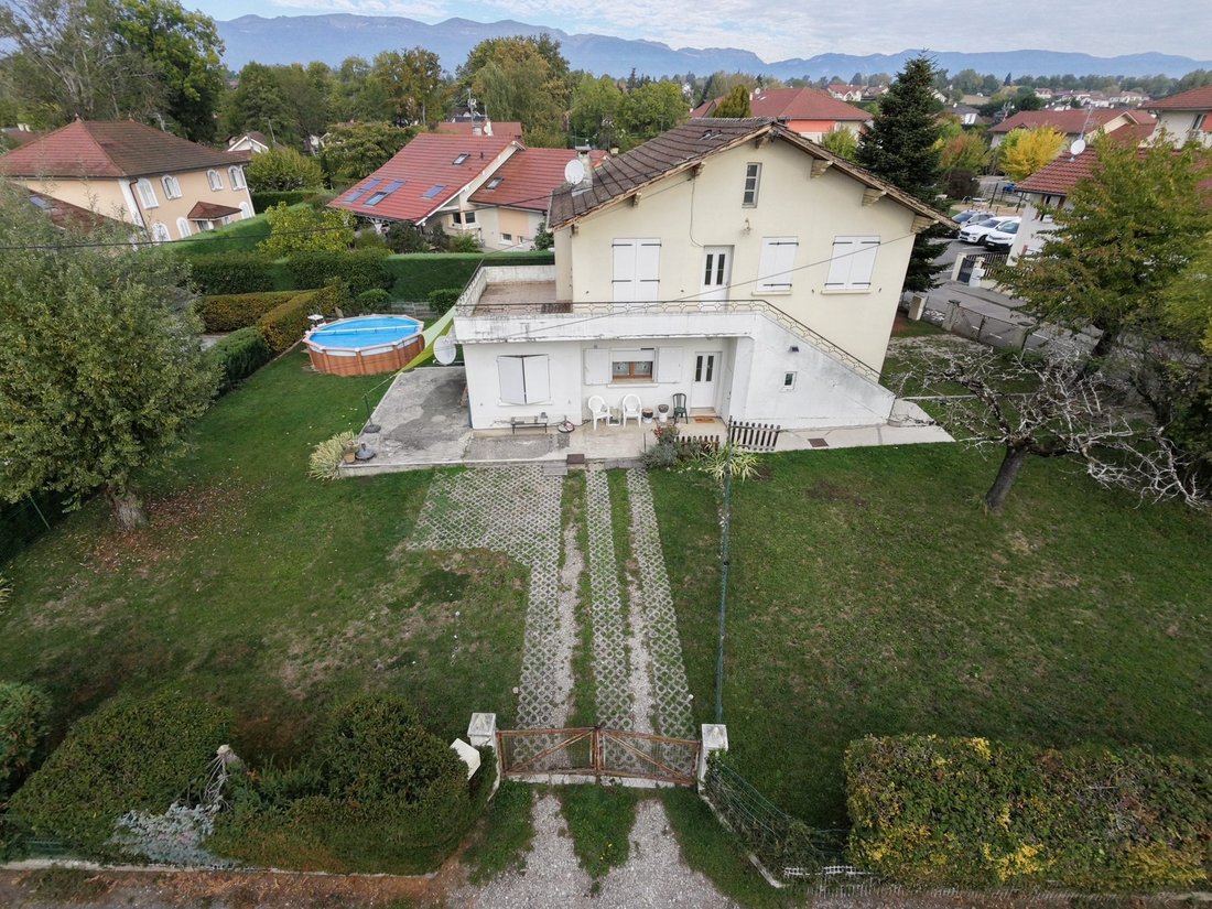 House in Prévessin-Moëns, Auvergne-Rhône-Alpes, France 1 - 19128145