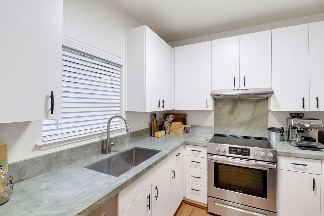Condo in San Mateo, California, United States 4 - 19135983