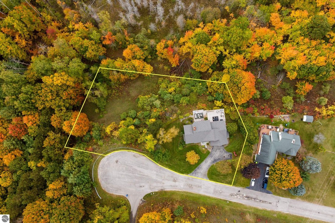 House in Garfield Township, Michigan, United States 5 - 19123781