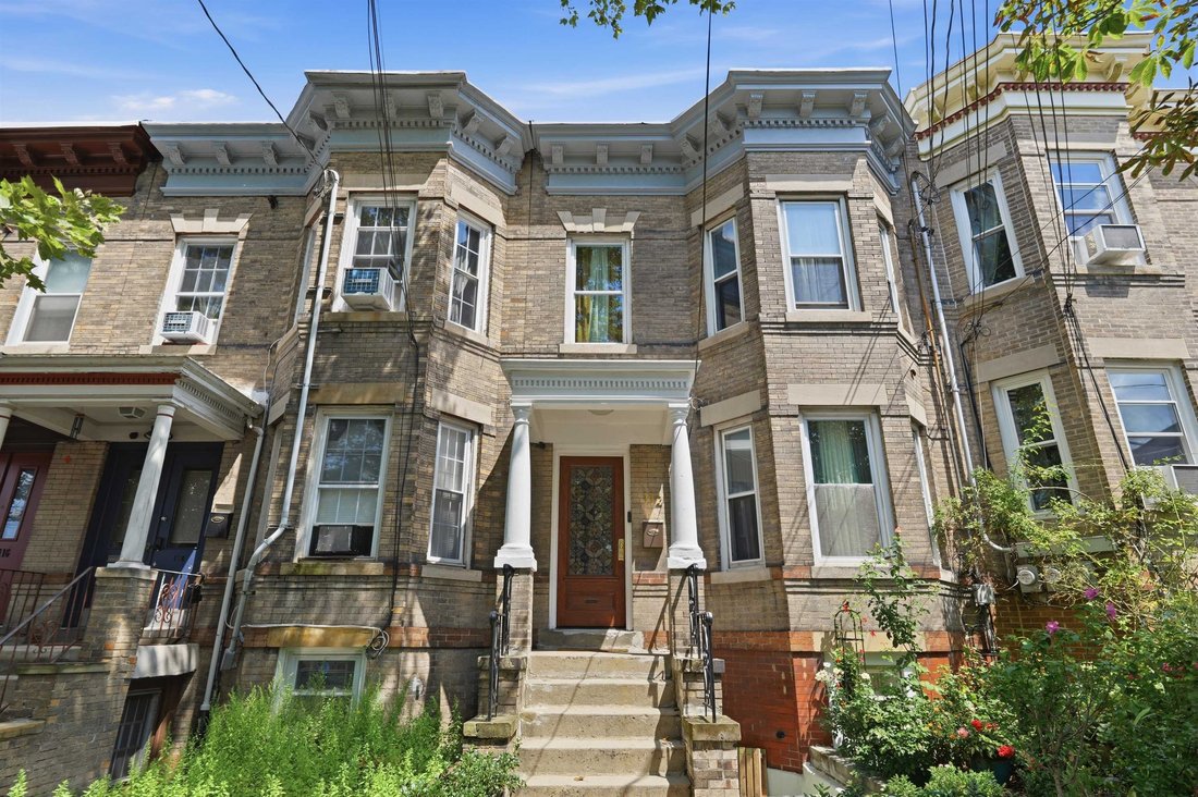 House in Jersey City, New Jersey, United States 2 - 19121122