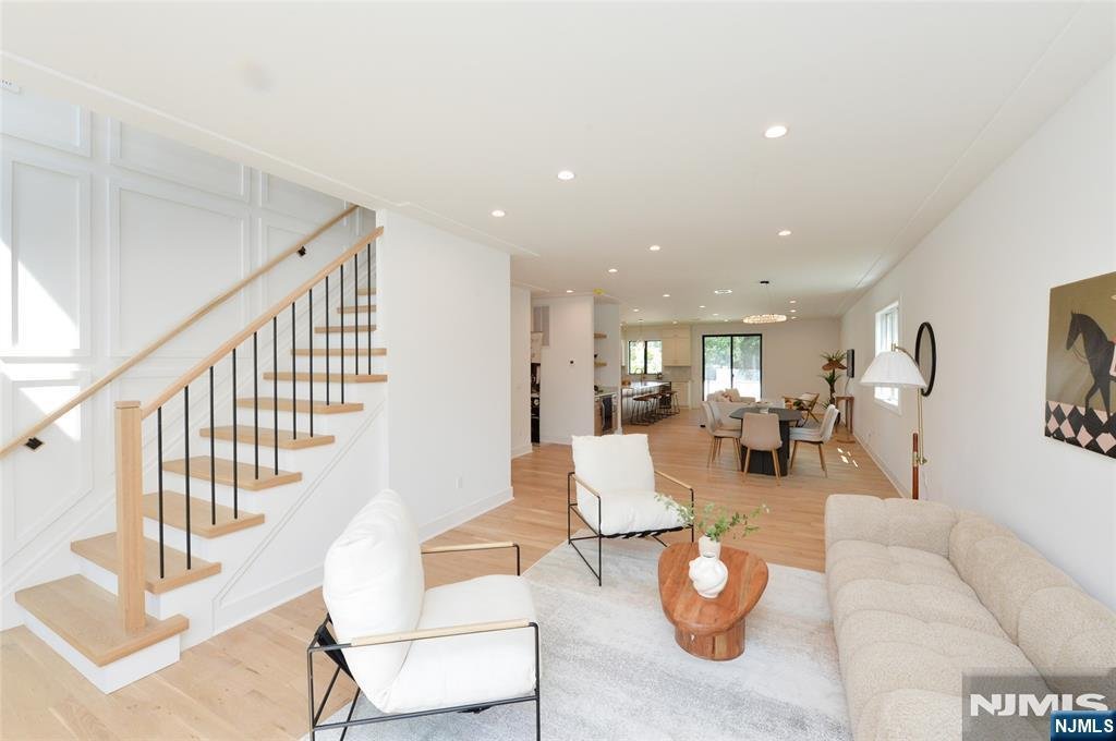 House in Fair Lawn, New Jersey, United States 4 - 19123395