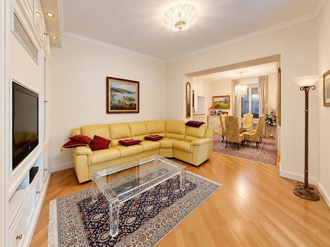 Villa a Stresa, Piemonte, Italia 3 - 15423790