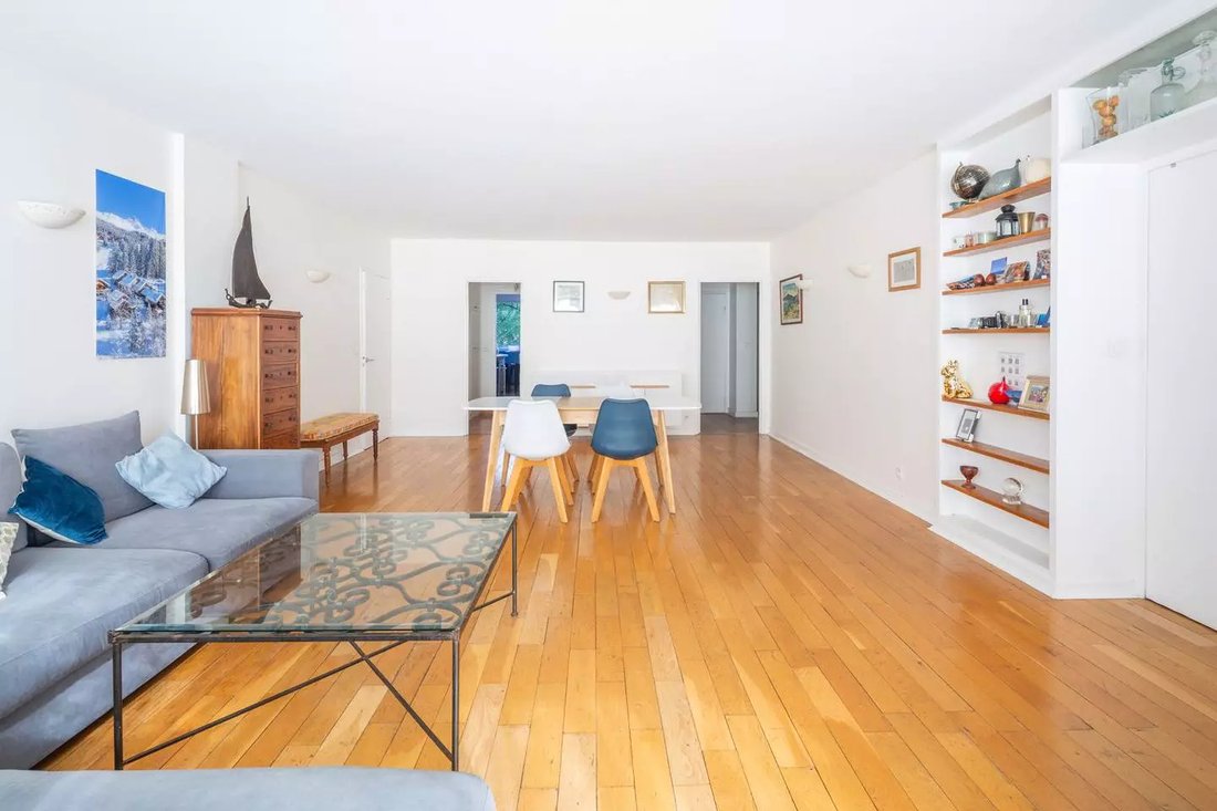Apartment in Bois de Boulogne, Paris 16e Arrondissement, Paris 2 - 19129224