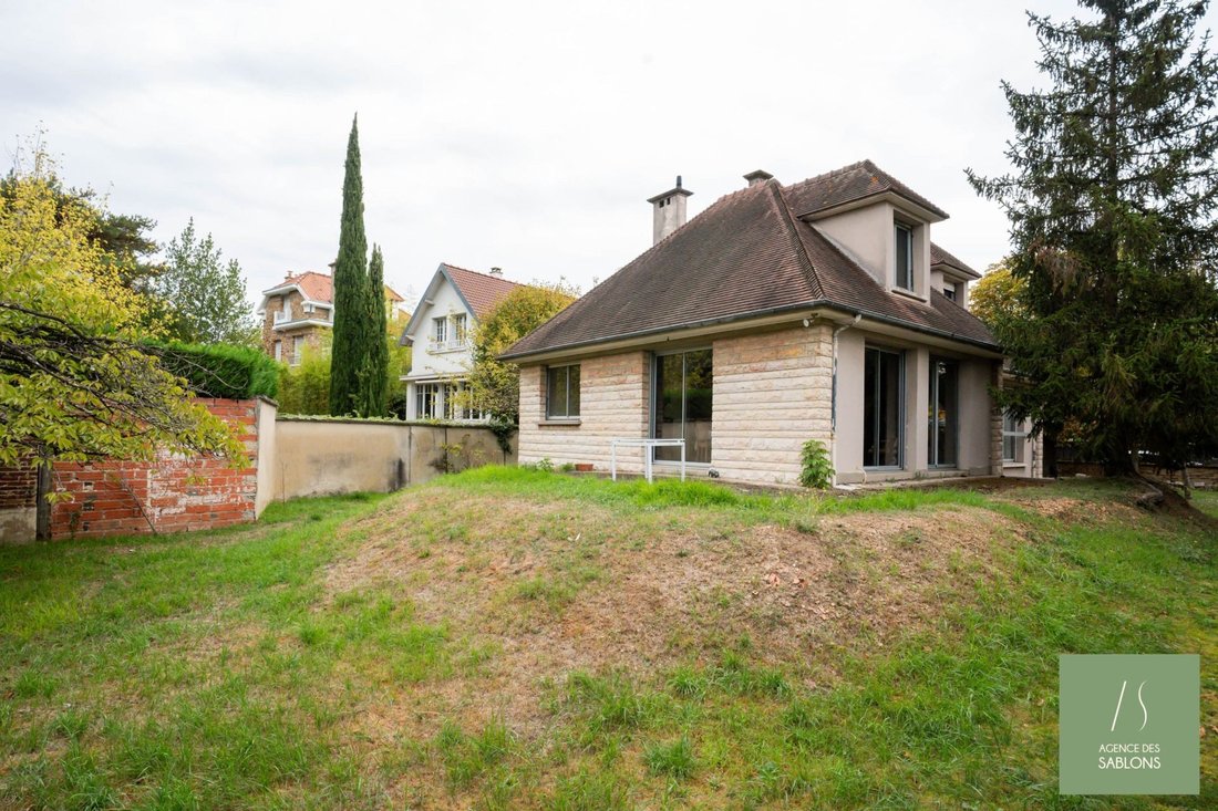 House in Le Vésinet, Ile-de-France, France 1 - 19131111