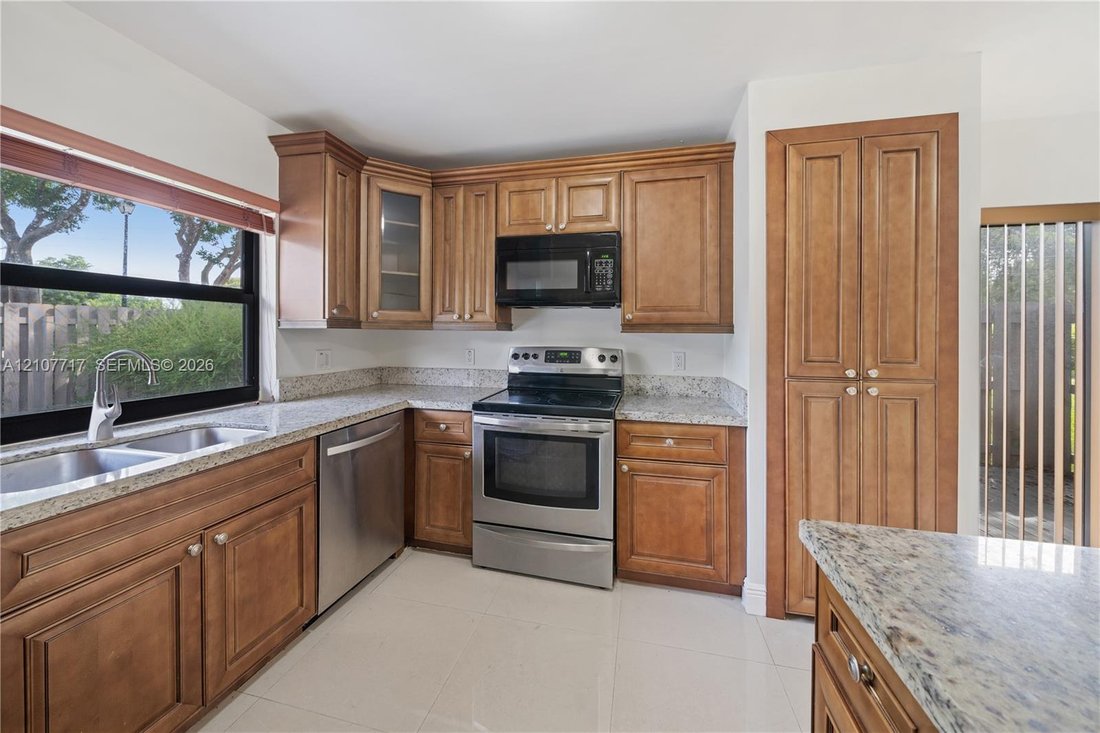 House in Miami, Florida, United States 4 - 19126255
