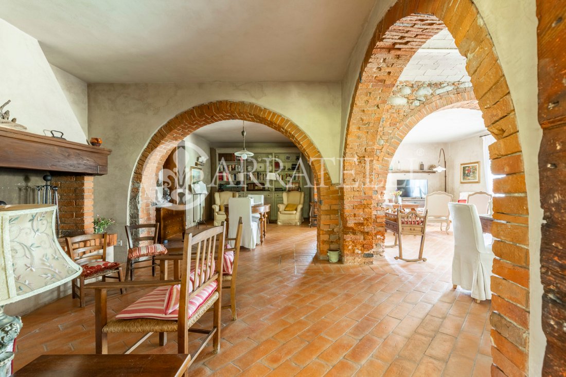 Villa in Terranuova Bracciolini, Tuscany, Italy 2 - 19125319