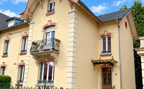 Villa à Mont-Barres, Belfort, France 1
