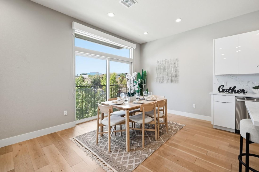 Townhouse in San Jose, California, United States 5 - 19128702