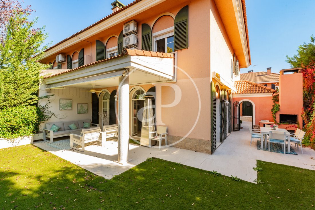 Villa à San Agustín del Guadalix, Communauté de Madrid, Espagne 1 - 19128867