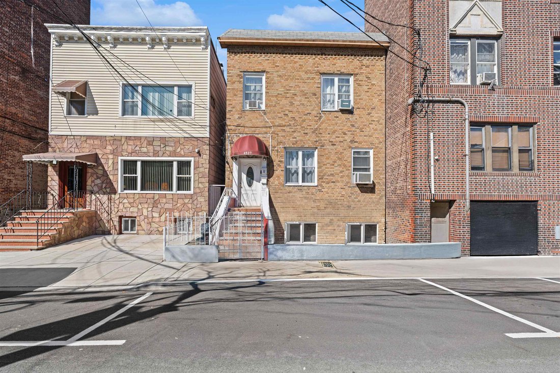 Casa a Union City, New Jersey, Stati Uniti 1 - 19120738