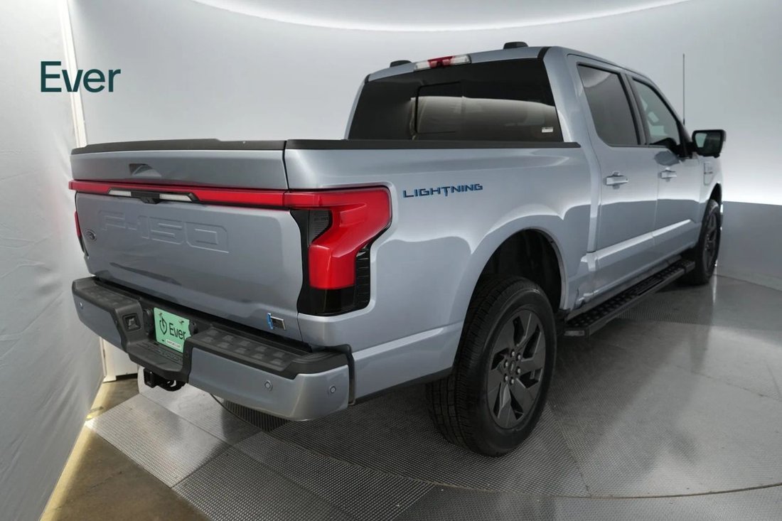 Pickup in San Francisco, CA, United States 3 - 18775415
