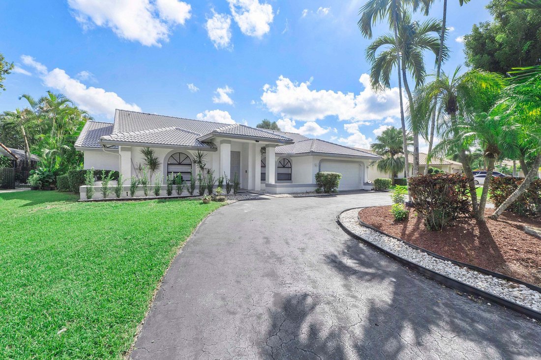 House in Coral Springs, Florida, United States 1 - 19125426
