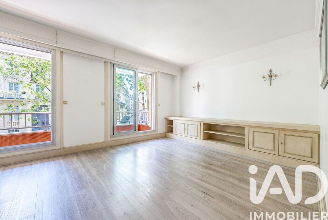 Apartment in Pereire-Malesherbes, Paris 17e Arrondissement, Paris 5 - 19130154