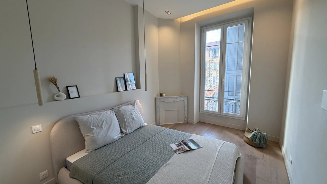 Apartamento en Niza, Provenza-Alpes-Costa Azul, Francia 4 - 19122686