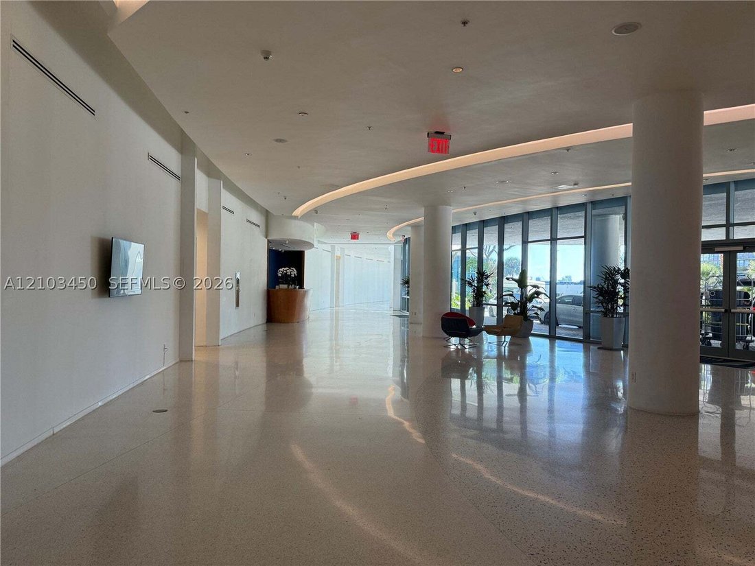 Condo in Miami, Florida, United States 2 - 19125242