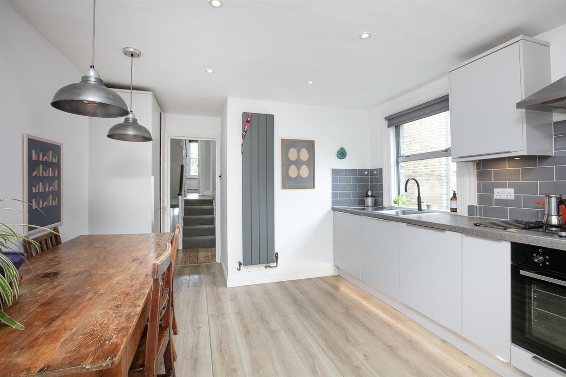 House in East Dulwich, Southwark, England 5 - 19128571