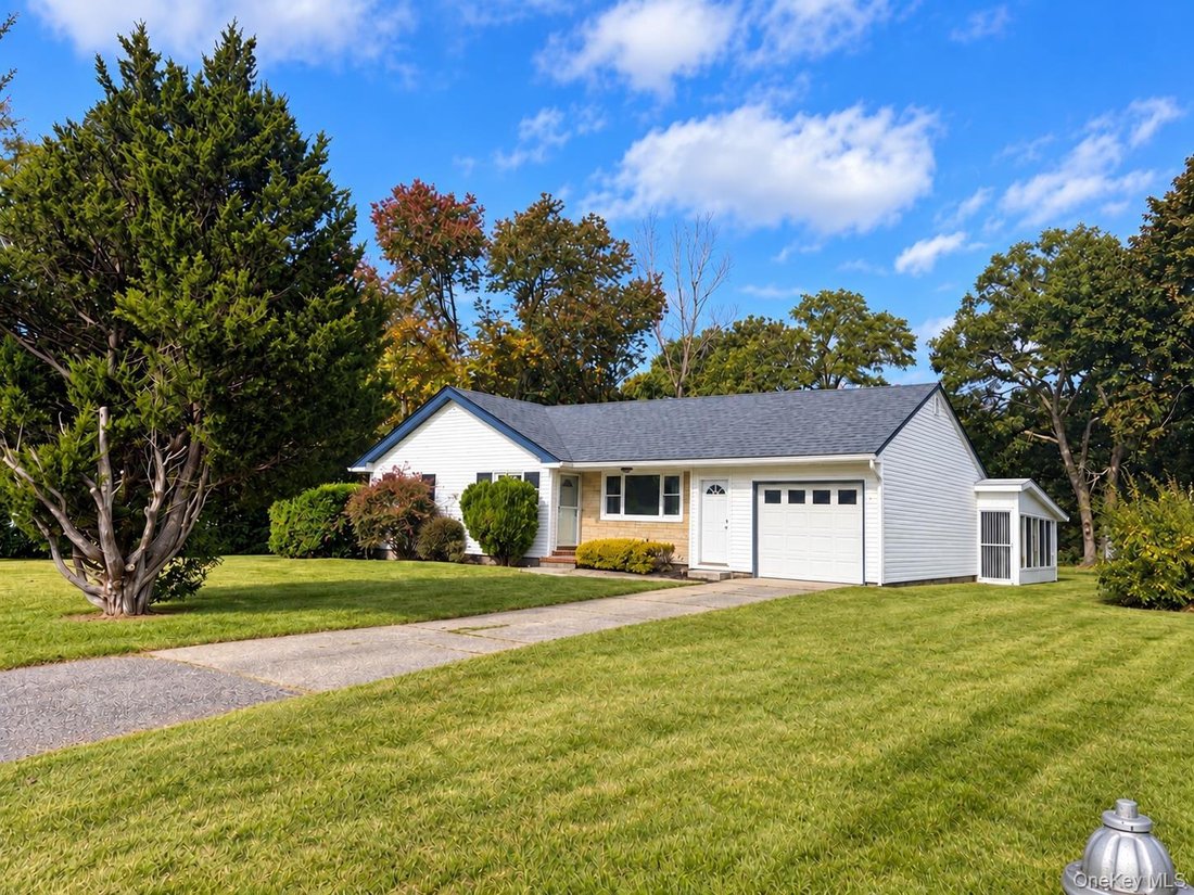 Haus in Brentwood, New York, Vereinigte Staaten 1 - 19134079