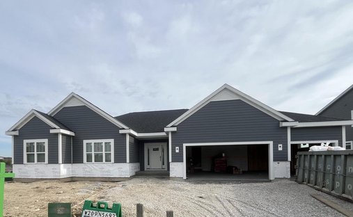 House in Menomonee Falls, Wisconsin, United States 1