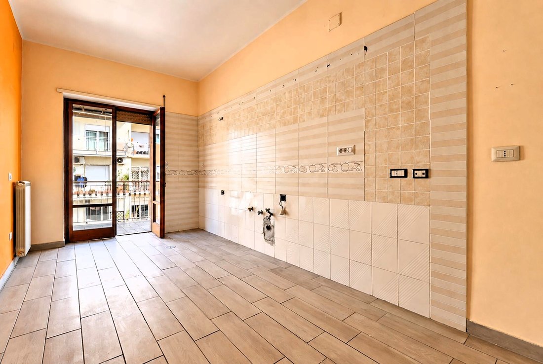 Appartement à Naples, Campanie, Italie 4 - 19121983