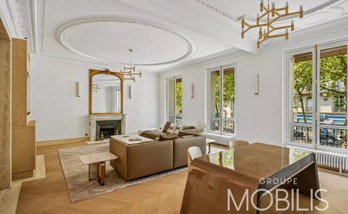 Apartment in Gros Caillou, Paris 7e Arrondissement, Paris 1
