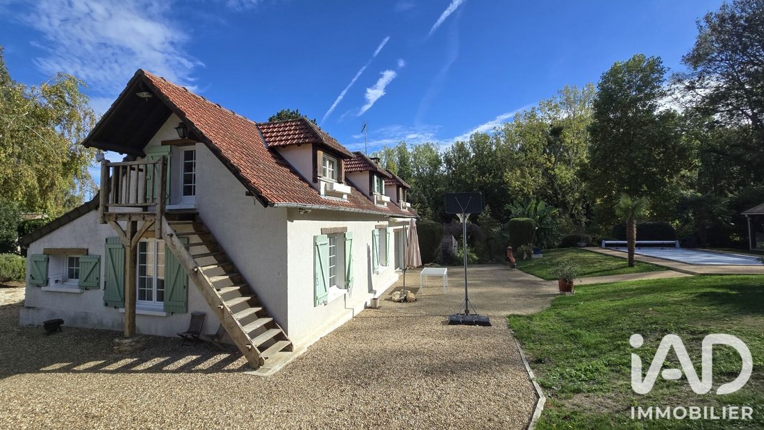 Maison à Saint-Aubin-sur-Gaillon, Normandie, France 2 - 19134258