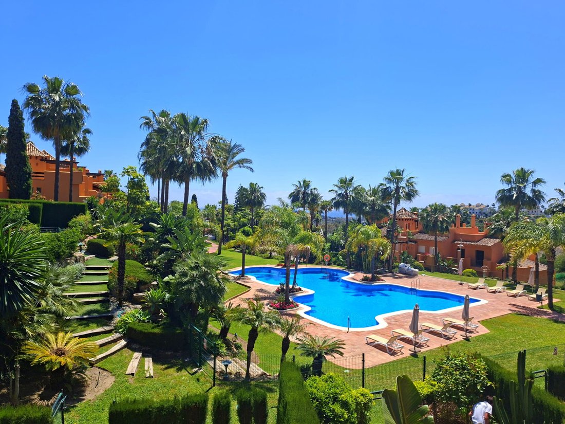 House in El Paraíso, Benahavis, Spain 1 - 19130670