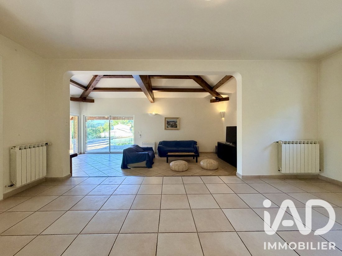 Casa a Pierrefeu-du-Var, Provenza-Alpi-Costa Azzurra, Francia 4 - 19134260