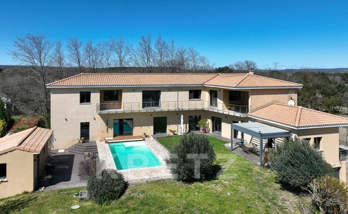 Haus in Grignan, Auvergne-Rhone-Alpen, Frankreich 1