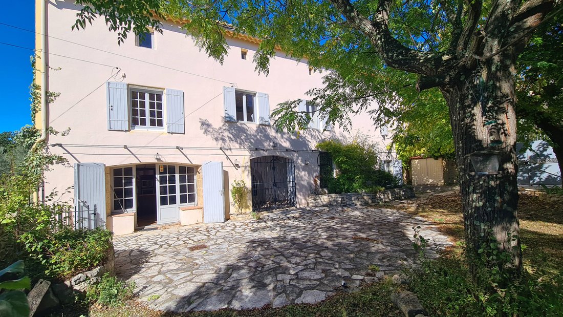 Maison à Uzès, Occitanie, France 2 - 19122663