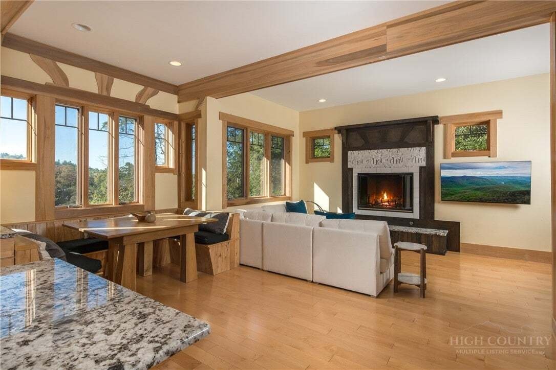 House in Blowing Rock, North Carolina, United States 3 - 19121503