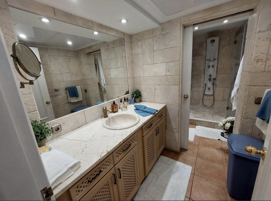 Penthouse in Marbella, Andalusia, Spain 4 - 19129372