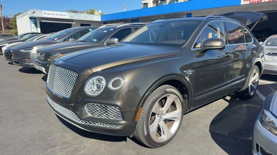 Sedan in Costa Mesa, CA, United States 2 - 19127134