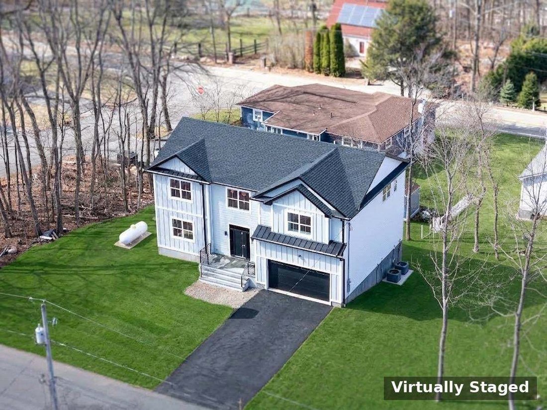 House in West Milford, New Jersey, United States 4 - 19120656