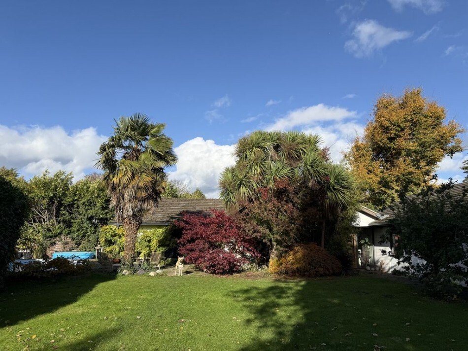 Bungalow in Datchet, England 1 - 19128459