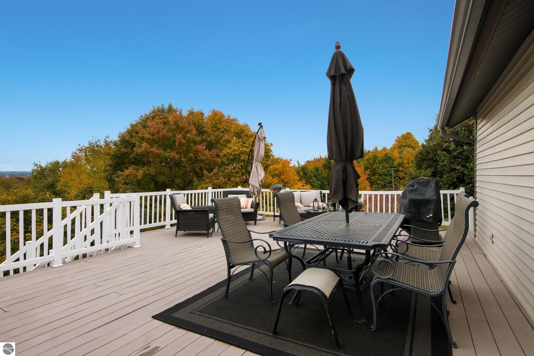 House in Garfield Township, Michigan, United States 3 - 19123781