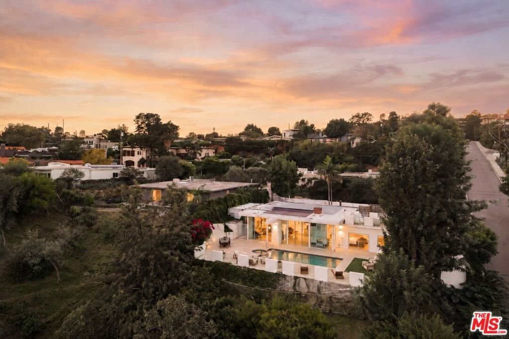 House in Los Angeles, California, United States 1 - 19128753
