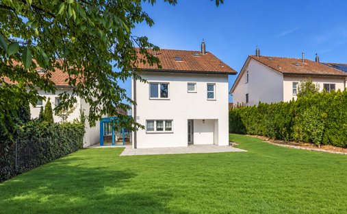 House in Regensdorf, Canton of Zurich, Switzerland 1