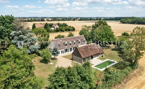 Domaine à Authon-du-Perche, Centre-Val de Loire, France 1